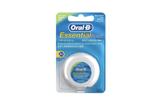 Oral-B Essential Dental Floss Mint 50m 1s